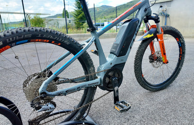 EMTB BAMBINO CUBE ACID 240 HYBRID ROOKIE